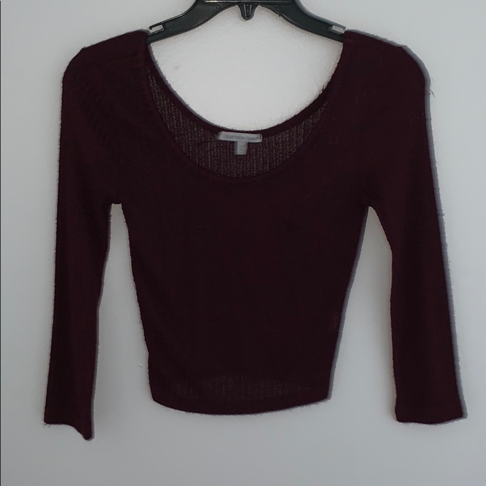 Long sleeve burgundy top